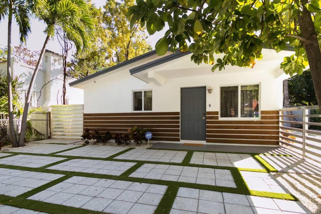 Villa Casa Madeira 2@ The Heart Of Miami Design District Extérieur photo