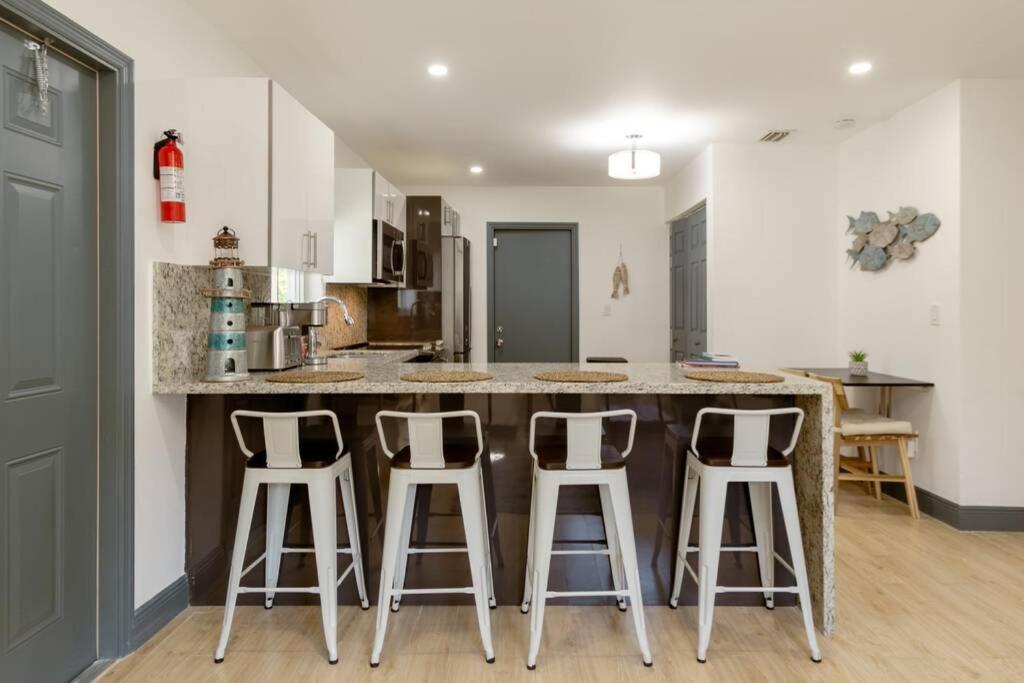 Villa Casa Madeira 2@ The Heart Of Miami Design District Extérieur photo